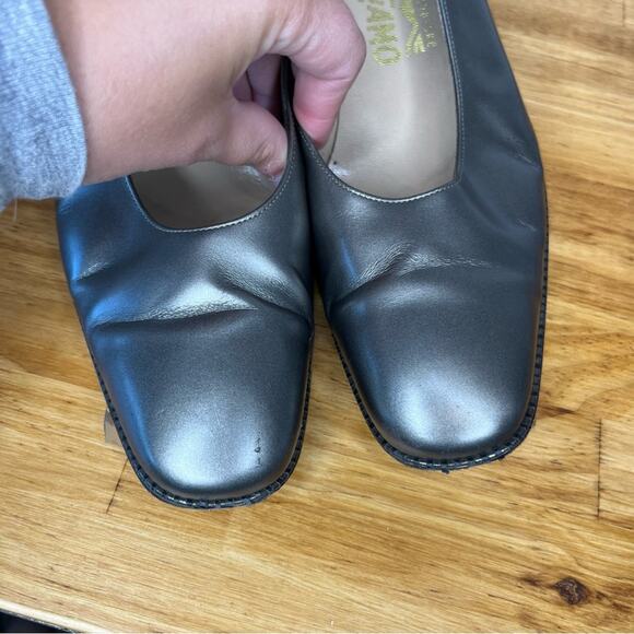 Salvatore Ferragamo Vintage Silver Square Toe Block Heels Size 8.5 - Picture 2 of 7